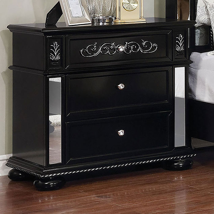 Vabelle Traditional 3-Drawer Nightstand in Black