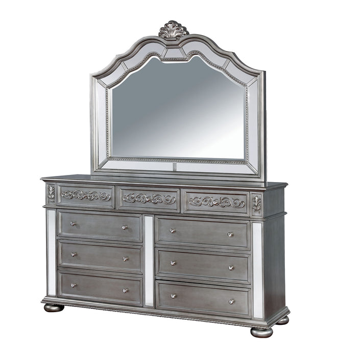 Vabelle Traditional 9-Drawer Dresser in Silver